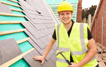 find trusted Long Melford roofers in Suffolk